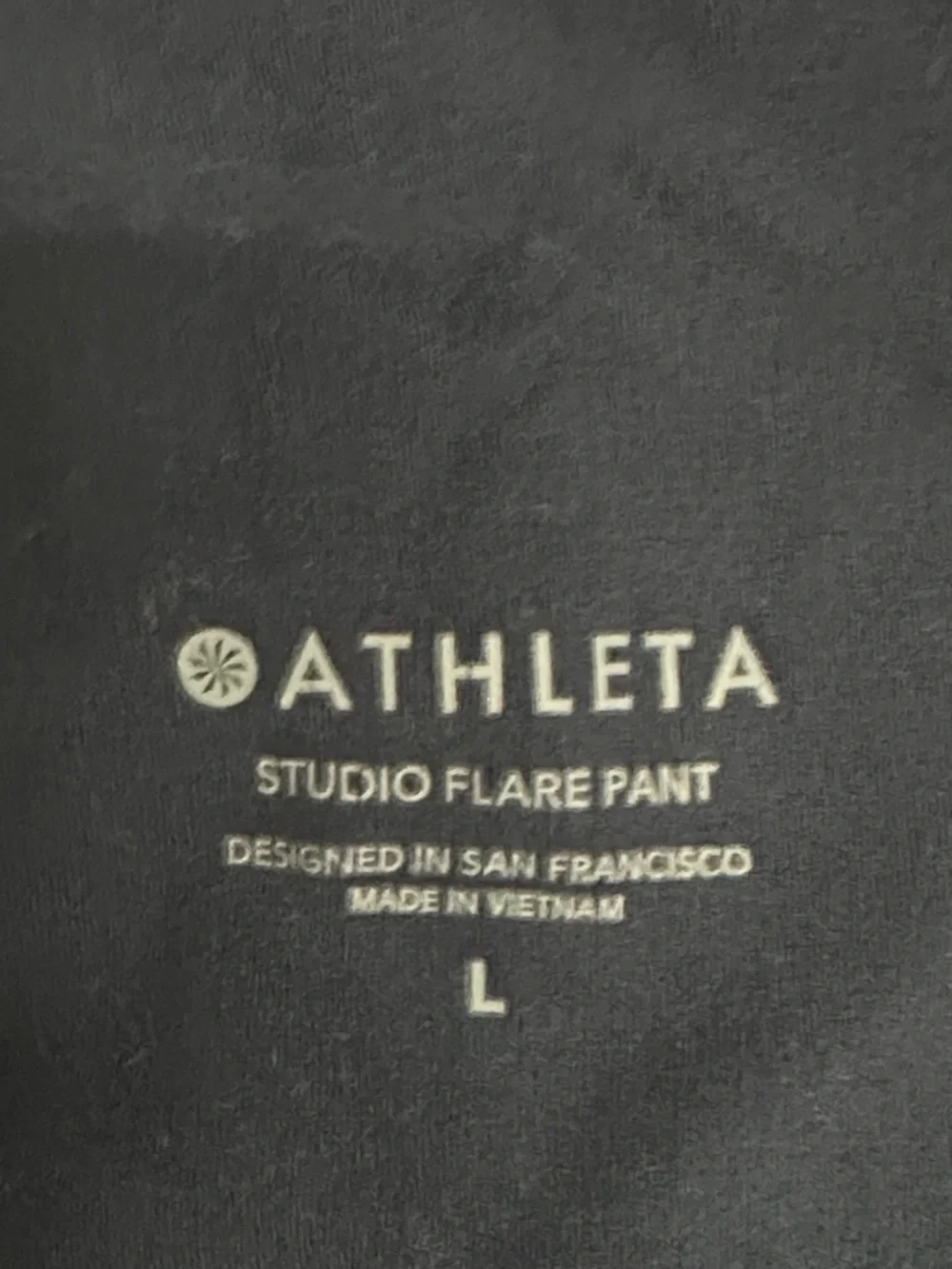 Athleta studio flare Navy  Yoga Pants size L active wear,yoga gym  stretch soft